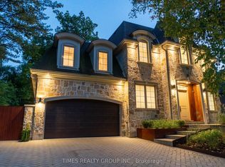 64 Ravina Cres, Hamilton, ON L9G 2E7