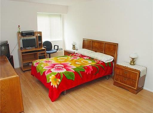 5th image of 43 Bolton Ct Unit 43