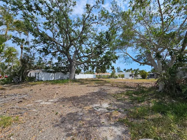 Avenida Leona Lot 17, Sarasota, FL 34242