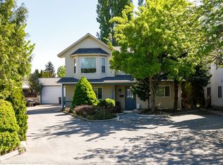 2997 Lowe Ct, Kelowna, BC V1Y8L3