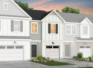 11938 Oak St, Charlotte, NC