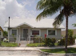 651 NW 77th St, Miami, FL 33150
