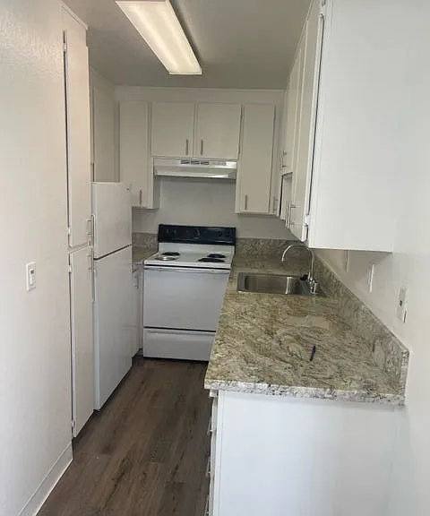 Bayshore Estates — Photo 9