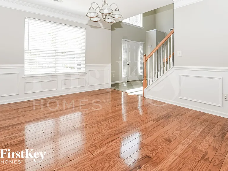 123 Elba Dr — Photo 4