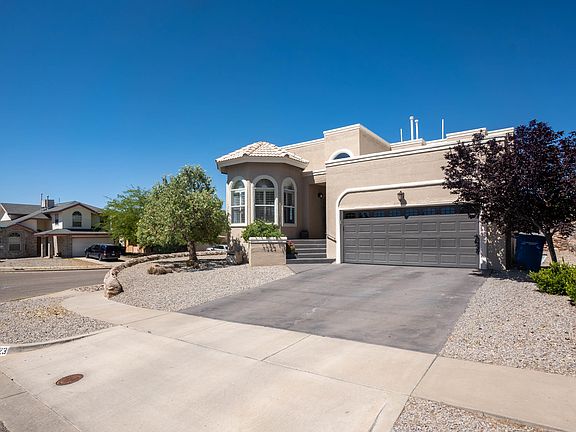 2nd image of 1323 Desert Jewel Dr