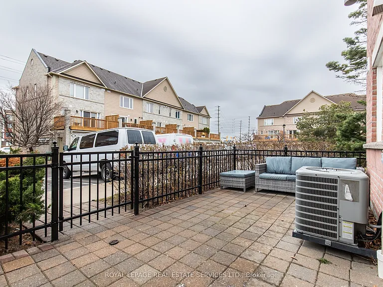 4975 Southampton Dr #272 — Photo 6