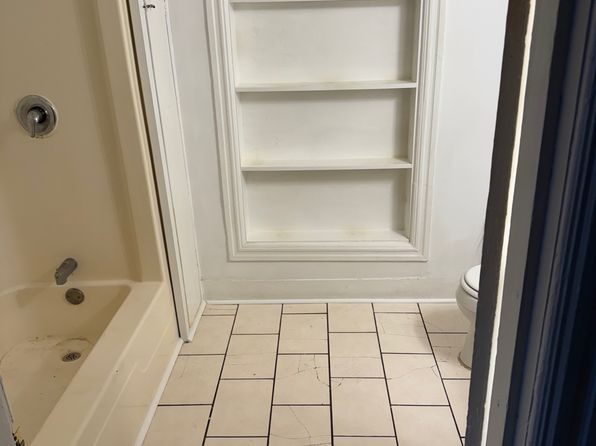 322 Main St APT B
