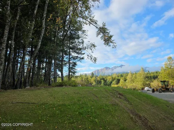 50 Major Rd, Haines, AK 99827