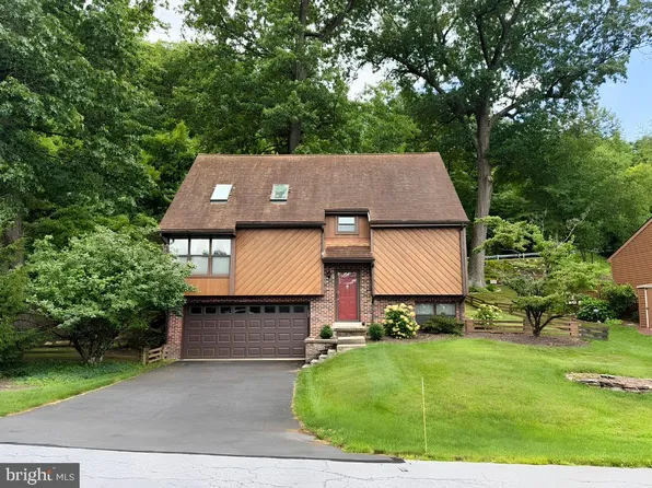 216 Wexham Dr, Reading, PA 19607