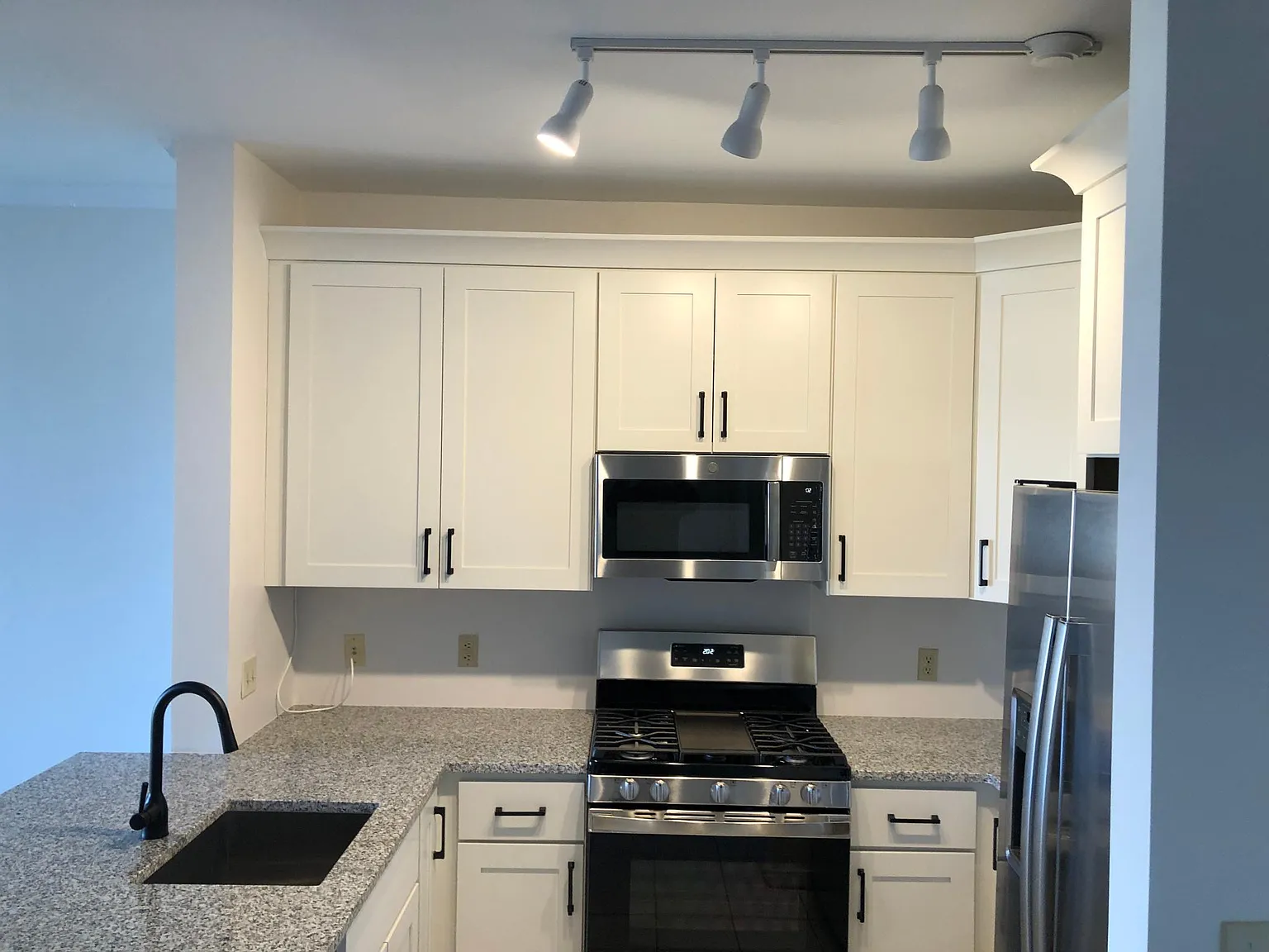 1645 International Drive — Photo 3