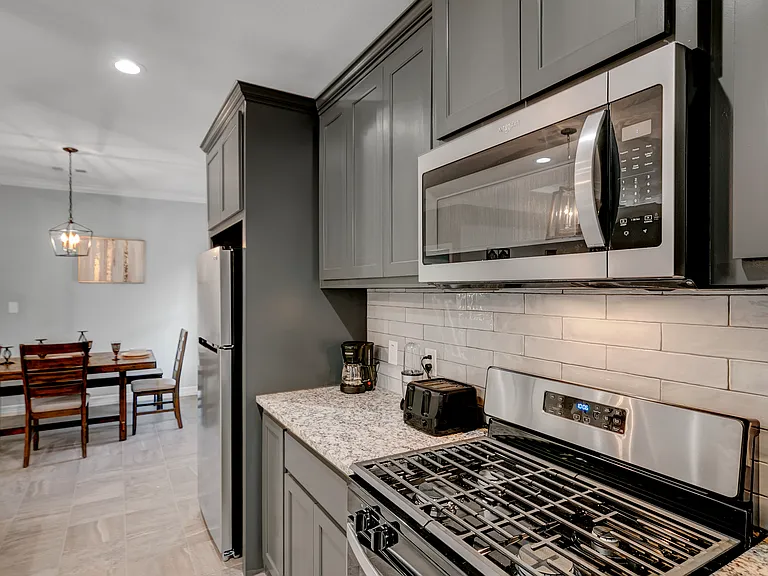 3451 West Ave — Photo 13