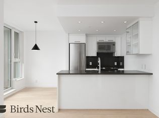 933 Hastings St E #301, Vancouver, BC V6A0G6