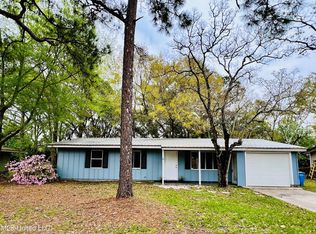2312 Woodmont St, Pascagoula, MS 39567