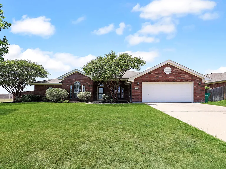 708 Bullwhip Cir — Photo 1