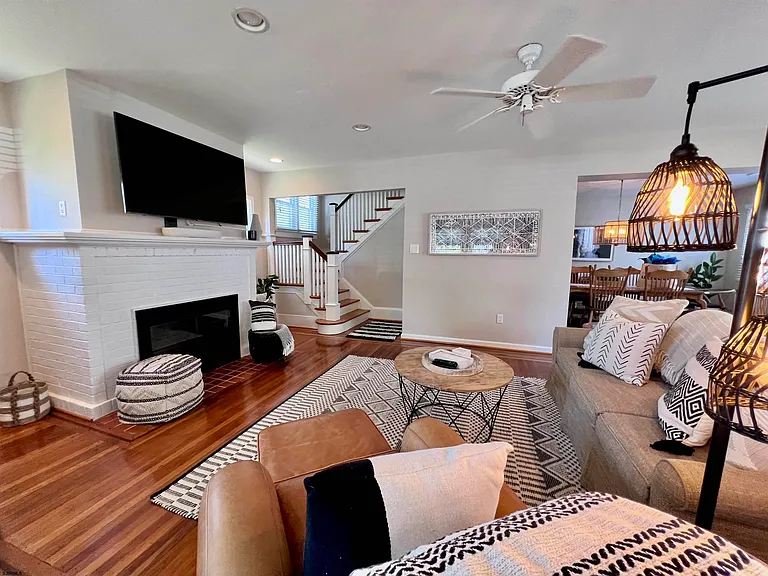 7407 Ventnor Ave — Photo 12