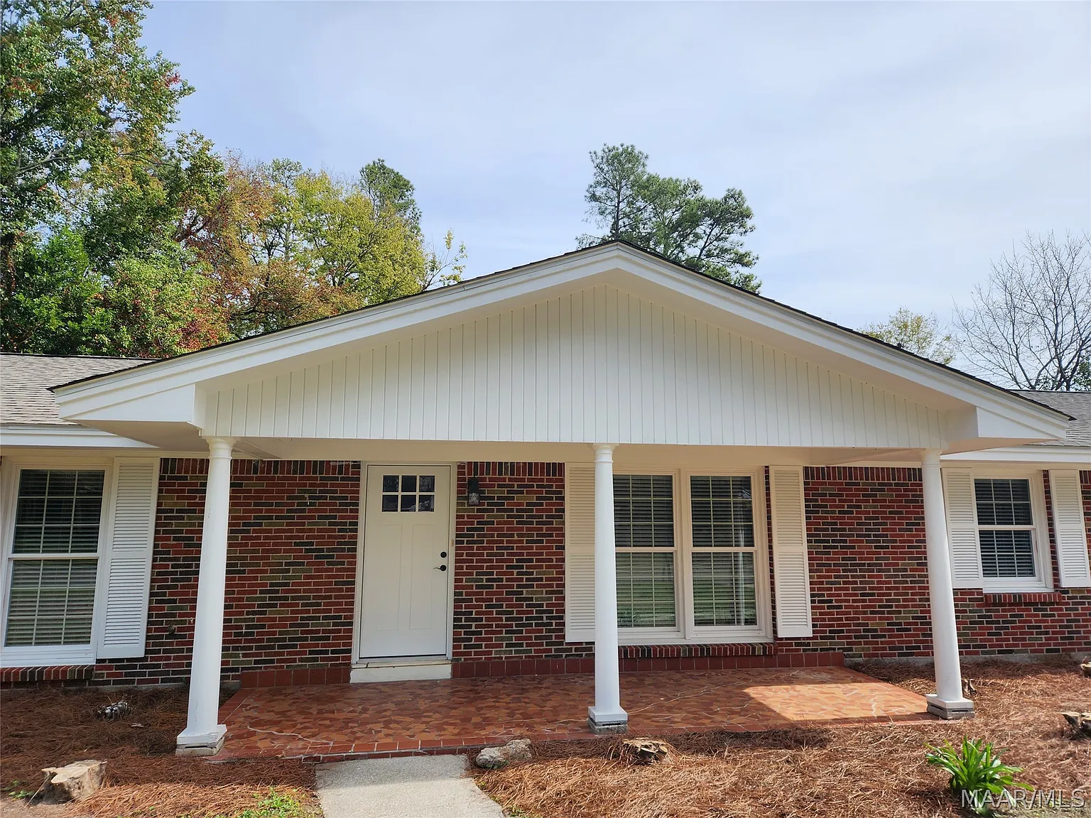 3 bed, 2.0 bath, 1662 sqft, $1,550 — Photo 4