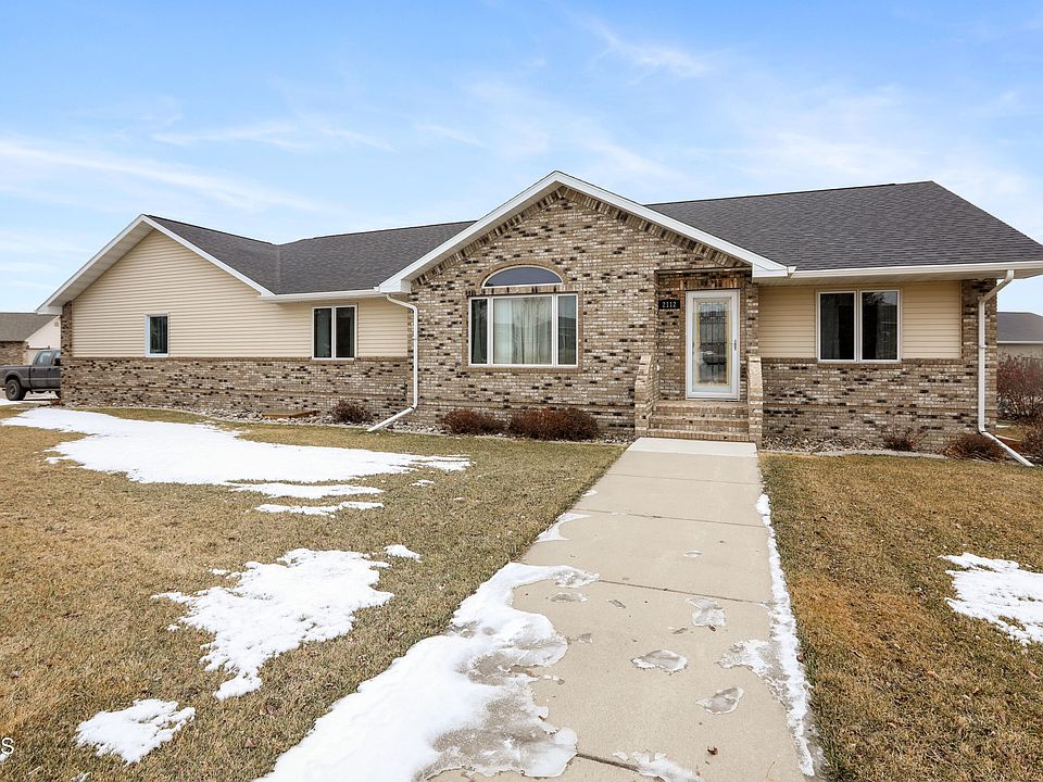 2112 Pheasant Run Pkwy, Williston, ND 58801 Zillow