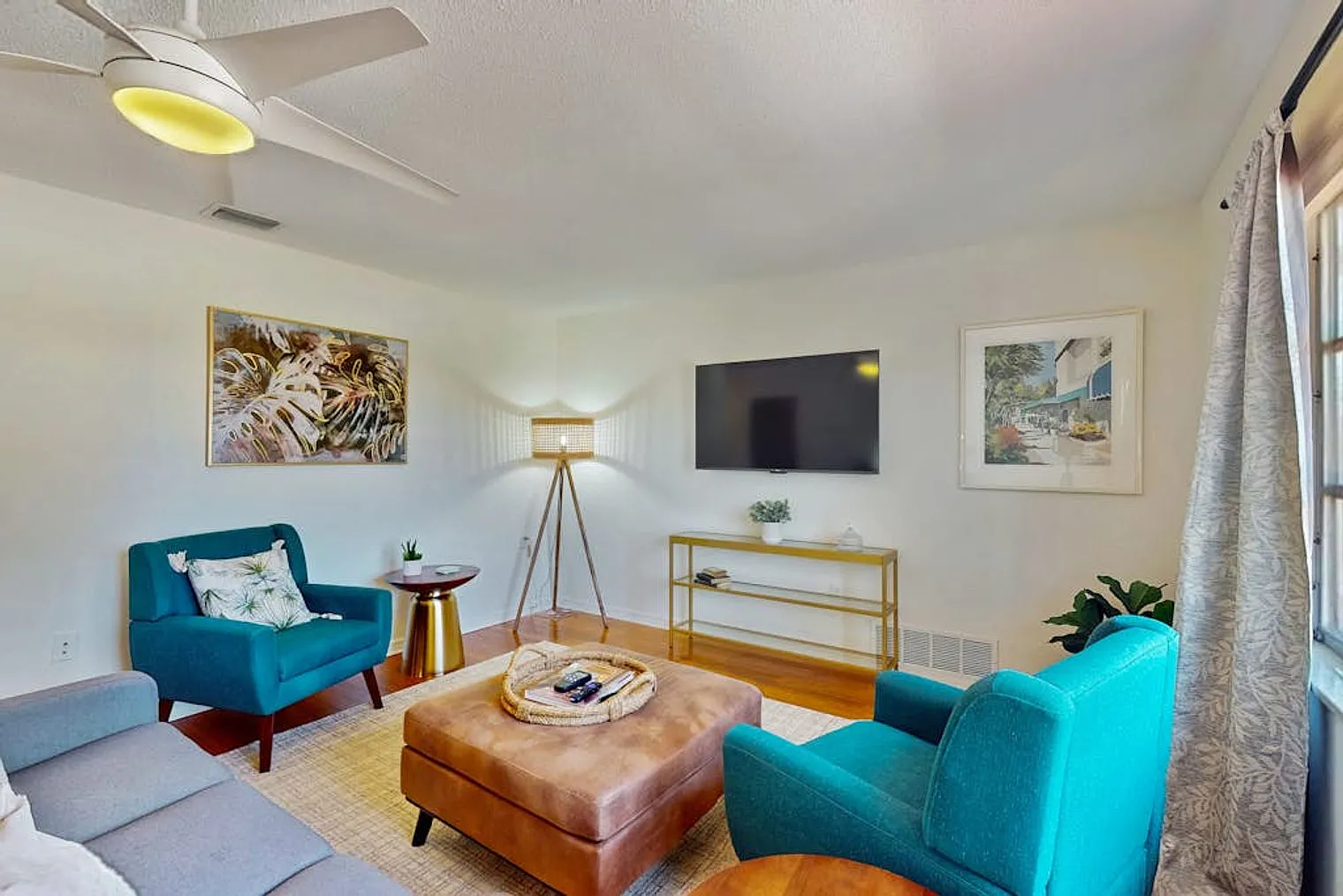 2 bed, 1.0 bath, 1248 sqft, $2,848 — Photo 1