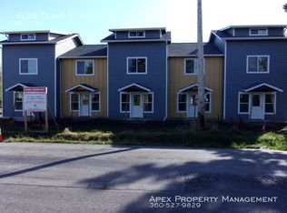 1638 Texas St APT 102, Bellingham, WA 98229