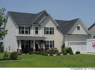 520 Pecan Grove Loop, Hope Mills, NC 28348