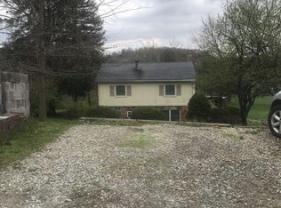 141 Wray Large Rd, Clairton, PA 15025