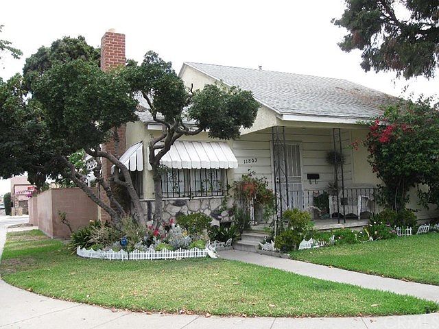 2nd image of 11803 Lesser St