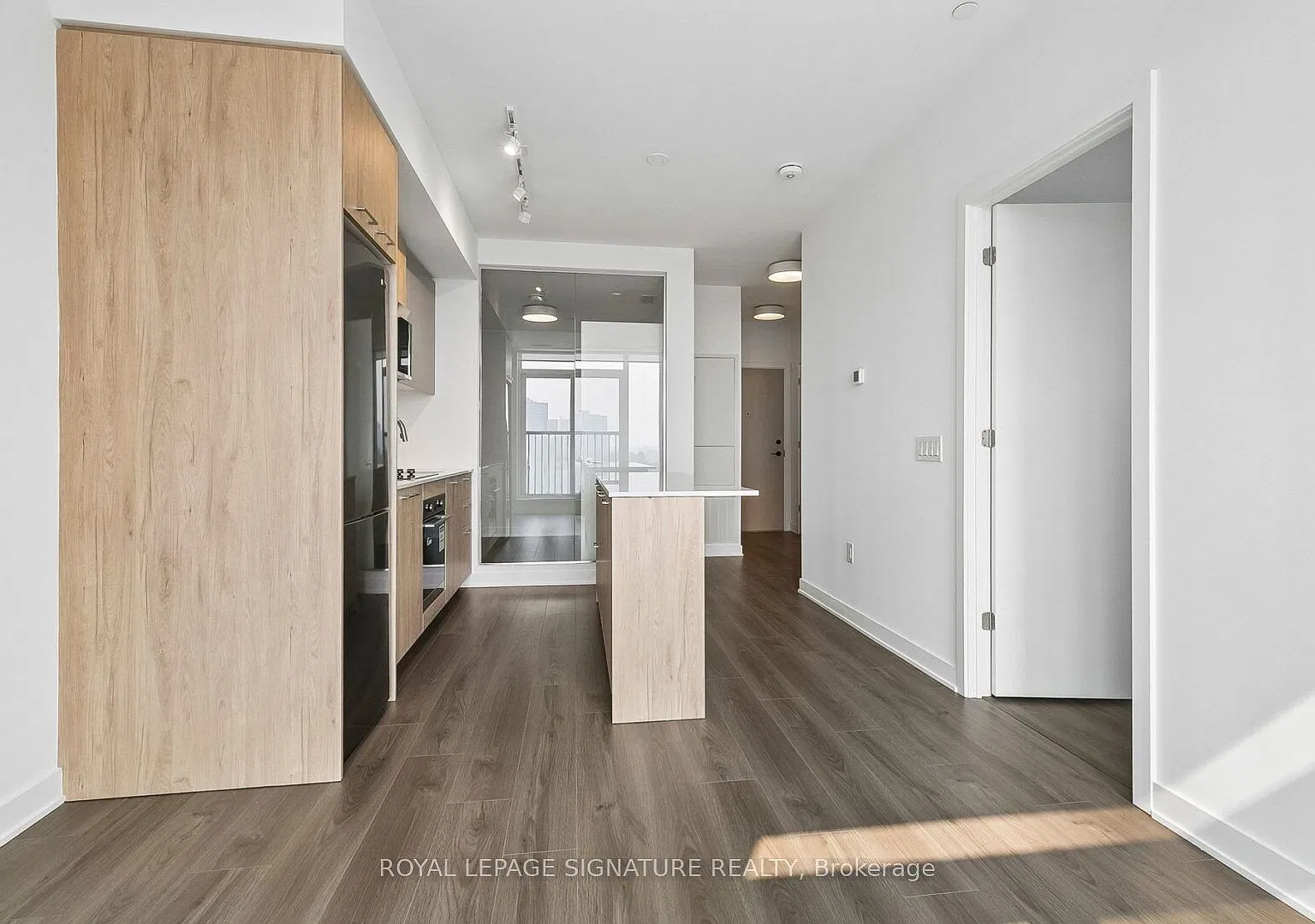 2 bed, $2,600 — Photo 3