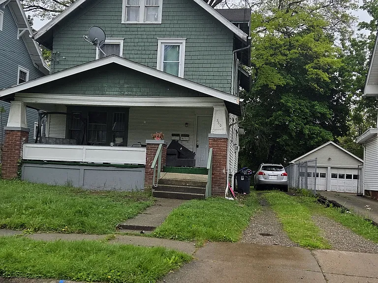 360 Beechwood Dr #1 — Photo 1