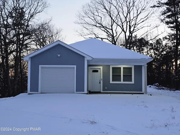 285 Mallard Ln, Bushkill, PA 18324