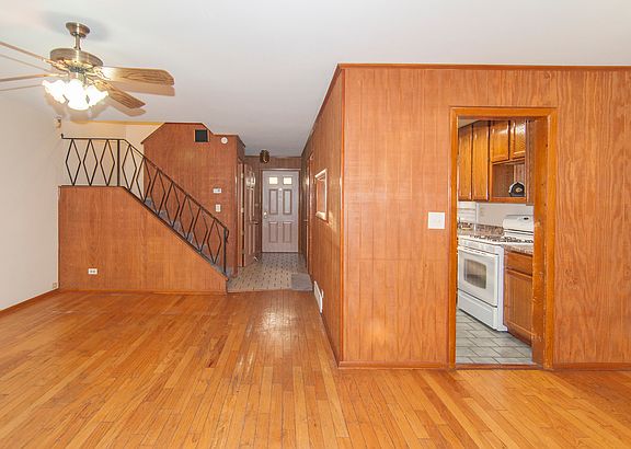 4th image of 8555 Hamilton Dr