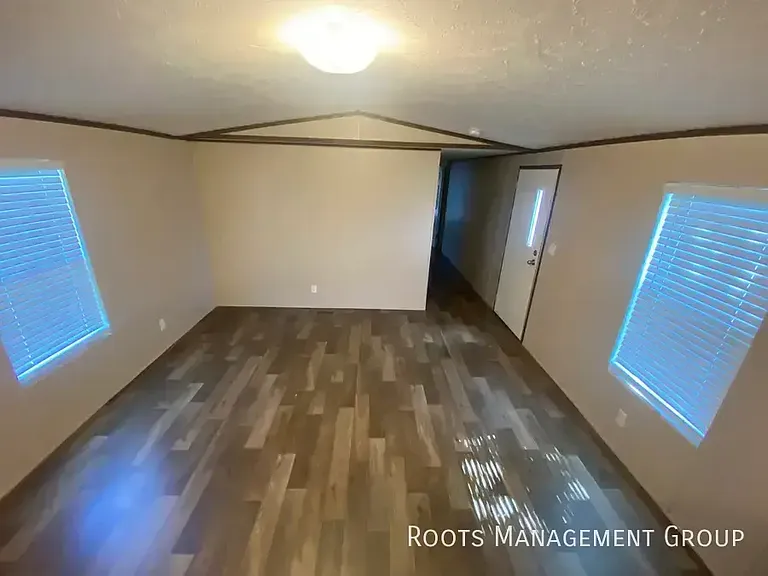 131 Eldridge Ln #131 — Photo 5