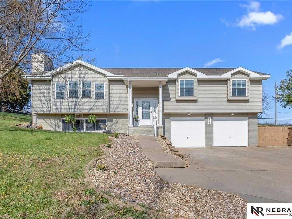 1st image of 9500 Dawn Dr