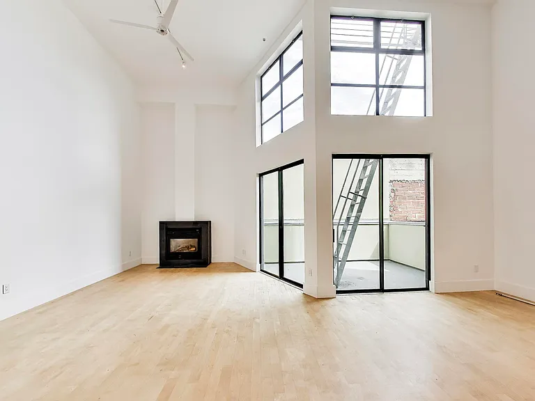 637 Natoma St #3 — Photo 4