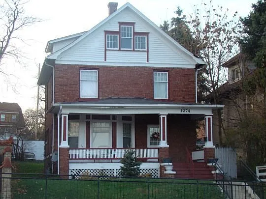 1274 N Main St photo 1