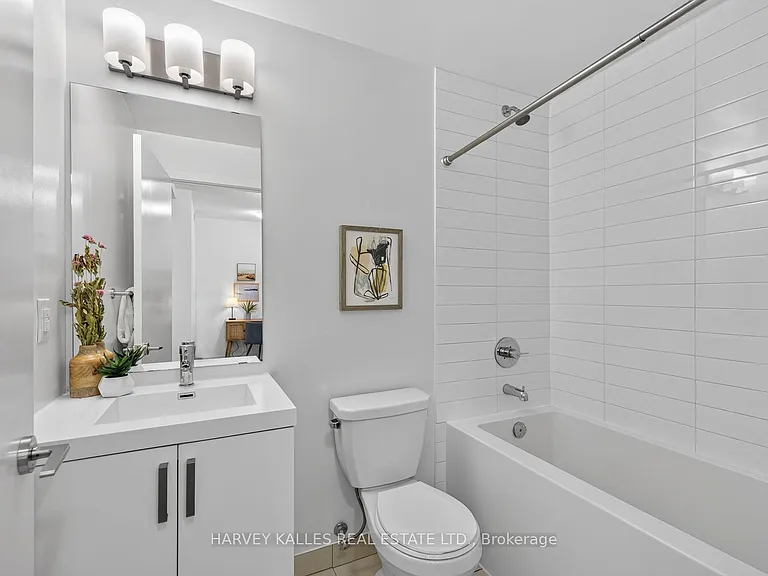 1603 Eglinton Ave W #214 — Photo 19