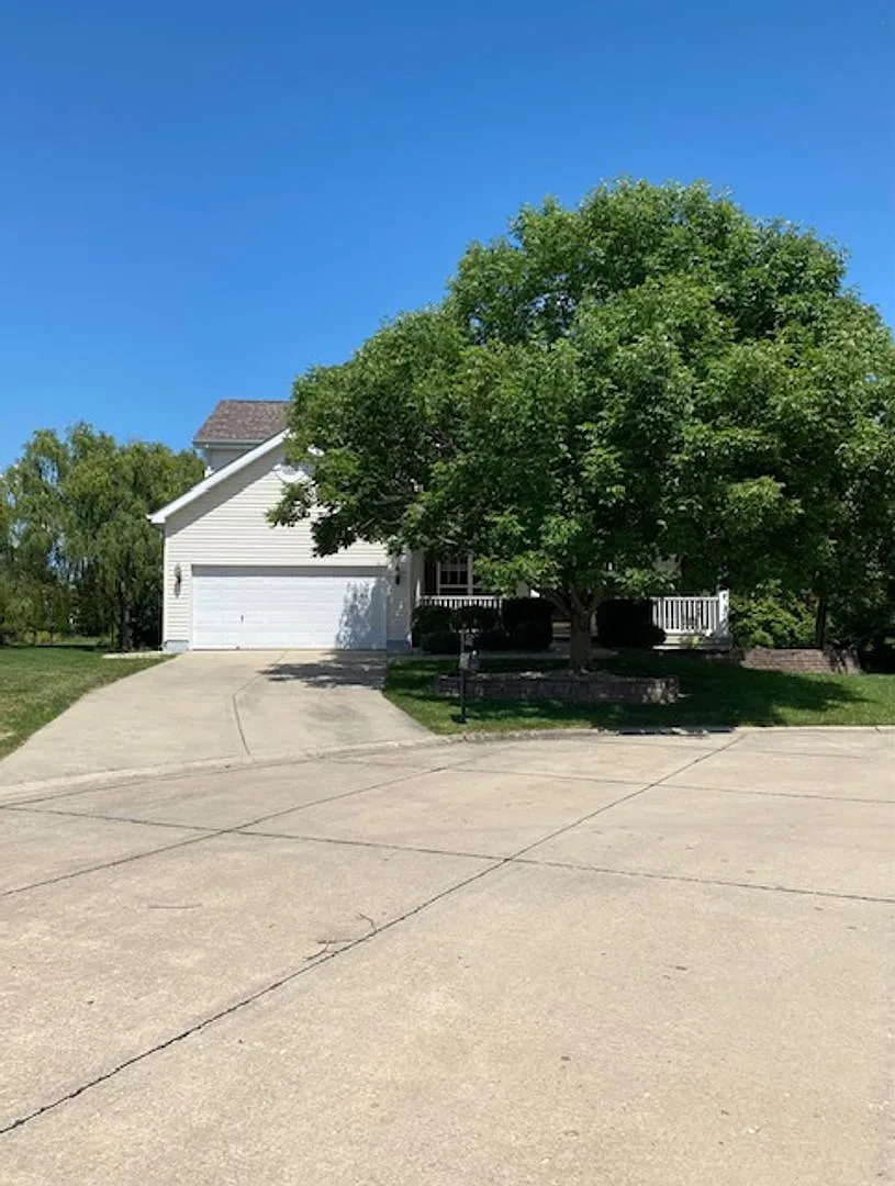 Charming Home! — Photo 3