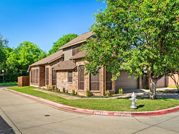 381 Arbor Ln, Euless, TX 76039