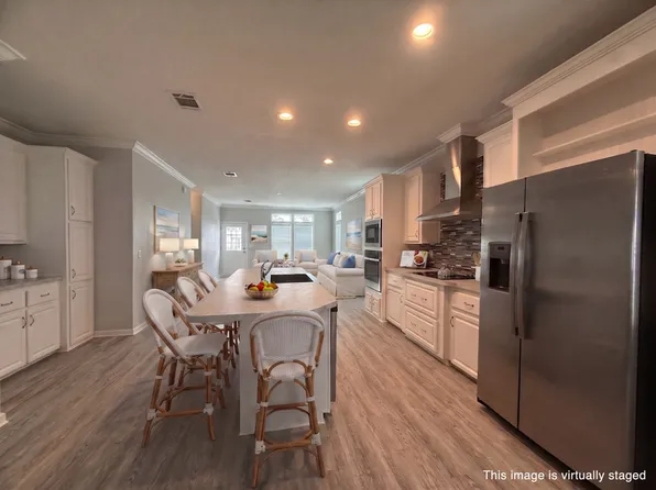 20505 Tahitian Blvd #84, Estero, FL 33928