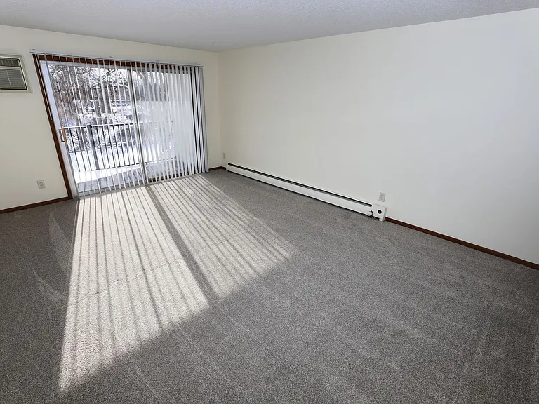 4201 Parklawn Ave — Photo 11