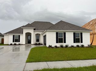 218 Spring Grove Loop, Thibodaux, LA 70301