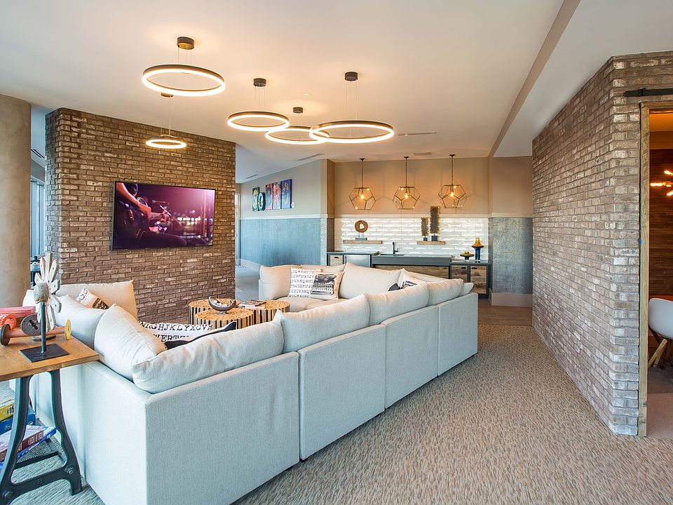 Cozy lounges to socialize