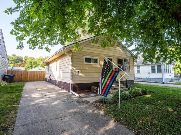 1530 Mattern Ave, Des Moines, IA 50316
