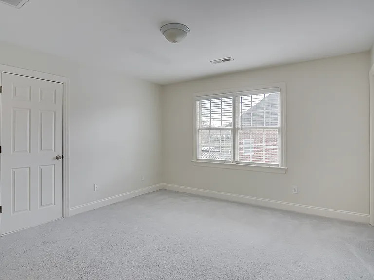 5708 Mabe Dr — Photo 17