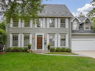 470 Turner Ave, Glen Ellyn, IL 60137