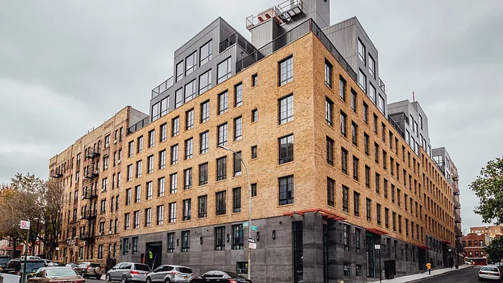 Rented by Nooklyn NYC LLC | media 45