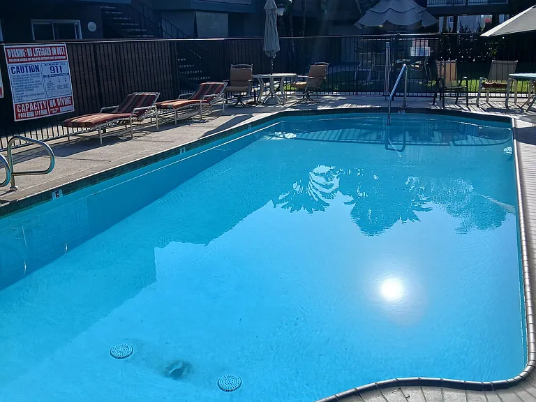 Serra Grove Apartments — Photo 17