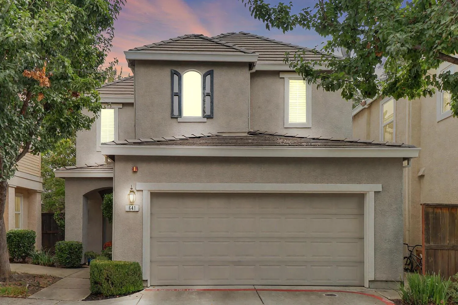 641 Navigator Dr photo 1