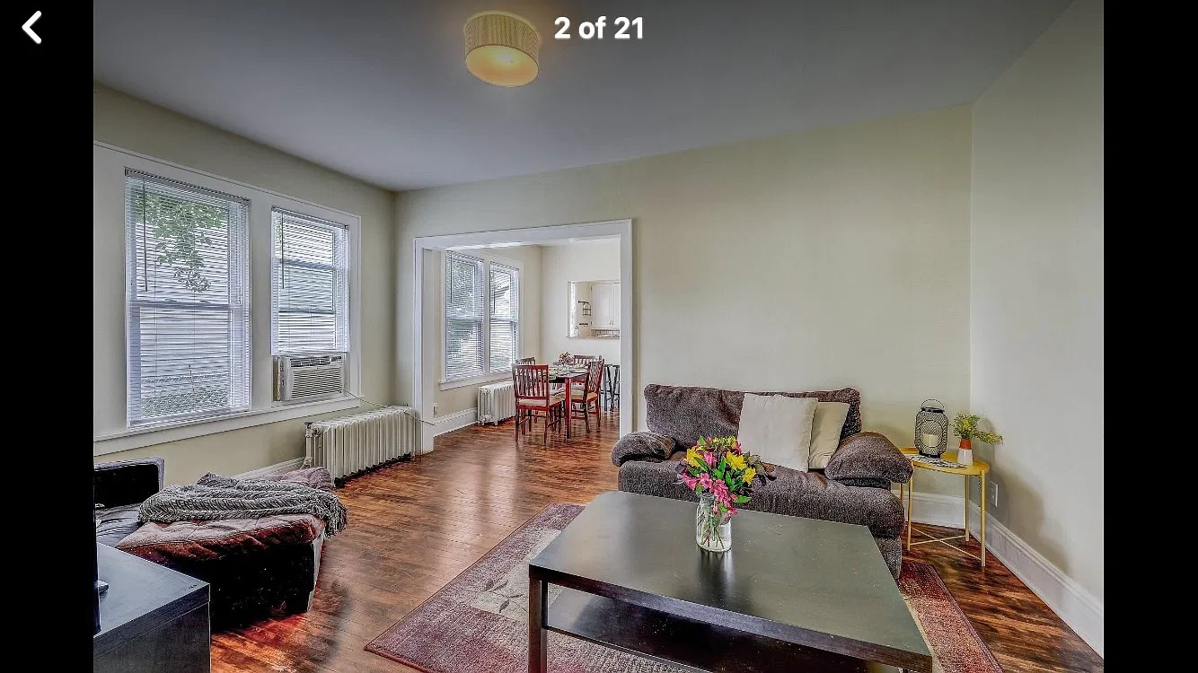 2822 Stevens Ave — Photo 2