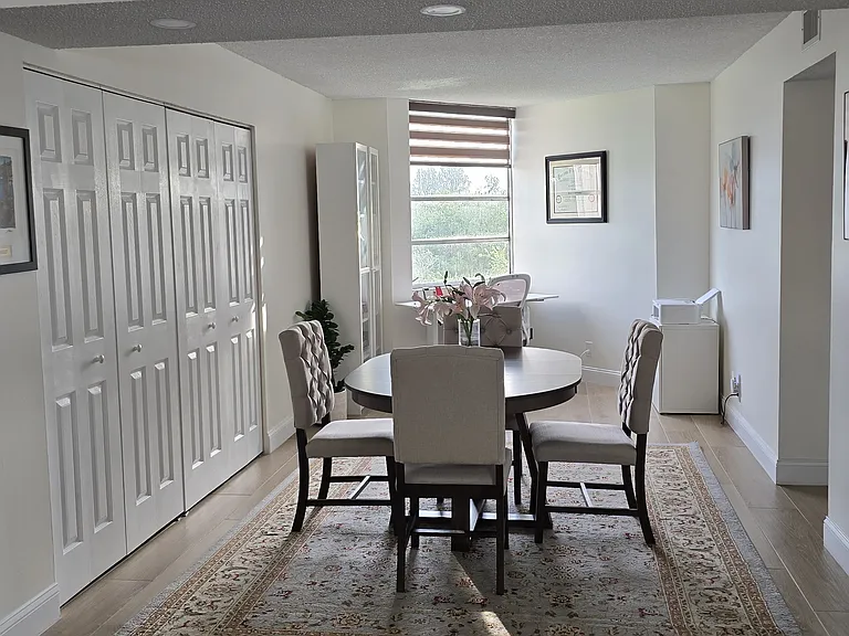 9531 Seagrape Dr #406 — Photo 2