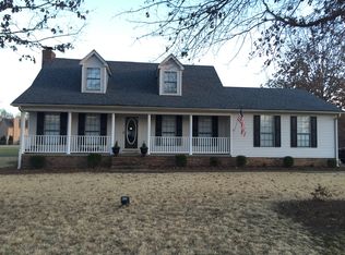 8 Hannah Dr, Jackson, TN 38305